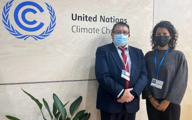 Peruvian Vice Minister, Alfredo Maman, and IISD Resilience Program's Director, Anne Hammill.